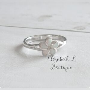 925 Sterling Silver White Lab Opal Ring Boutique BNWT